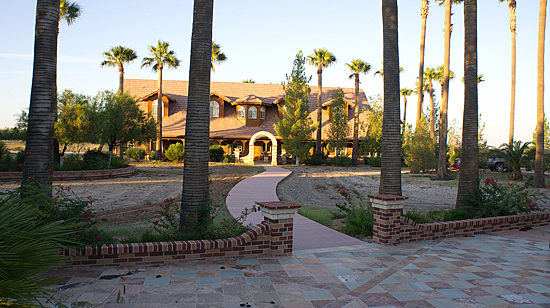 Гостиница для женщин, приезжающих в монастырь преп. Антония Великого.