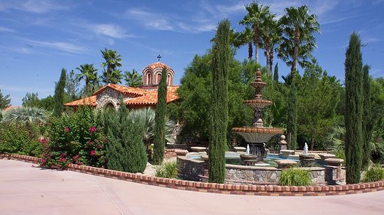 Фонтан в монастыре