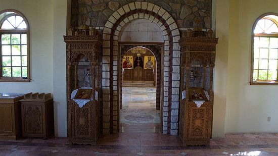 Интерьер храма